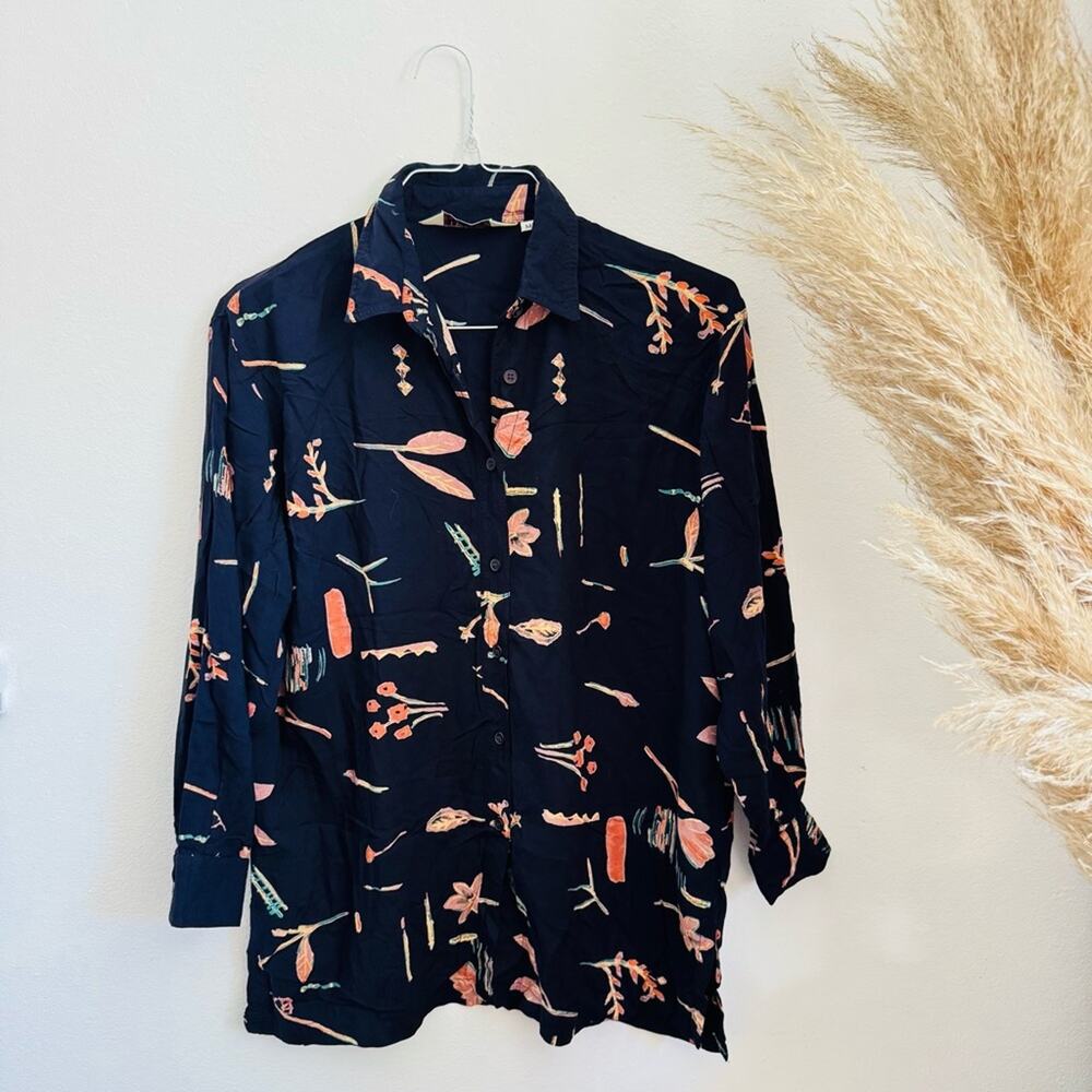 VINTAGE 90s SAND PIPER Dark Navy Blue Beige Abstract Floral Blouse Shirt Top M - Picture 2 of 14